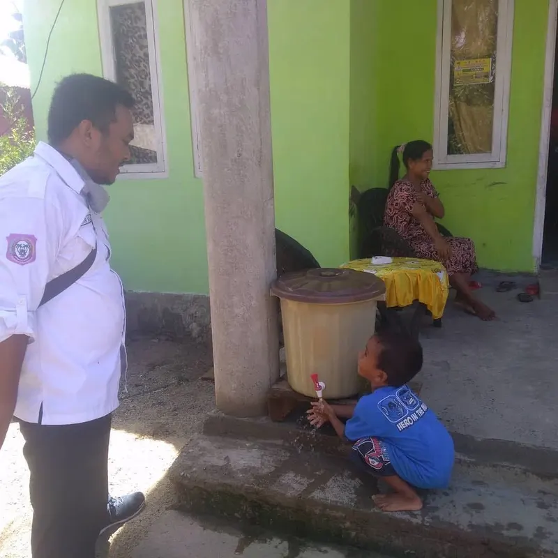 Pendampingan WASH — akses air bersih di komunitas